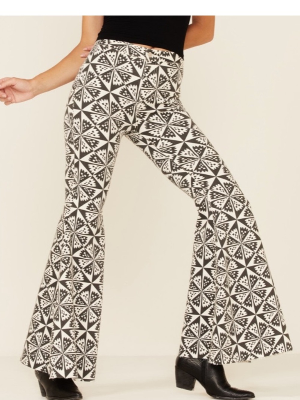 Free People Just Float On Flare Jeans Black/White Geometric Print Size 31